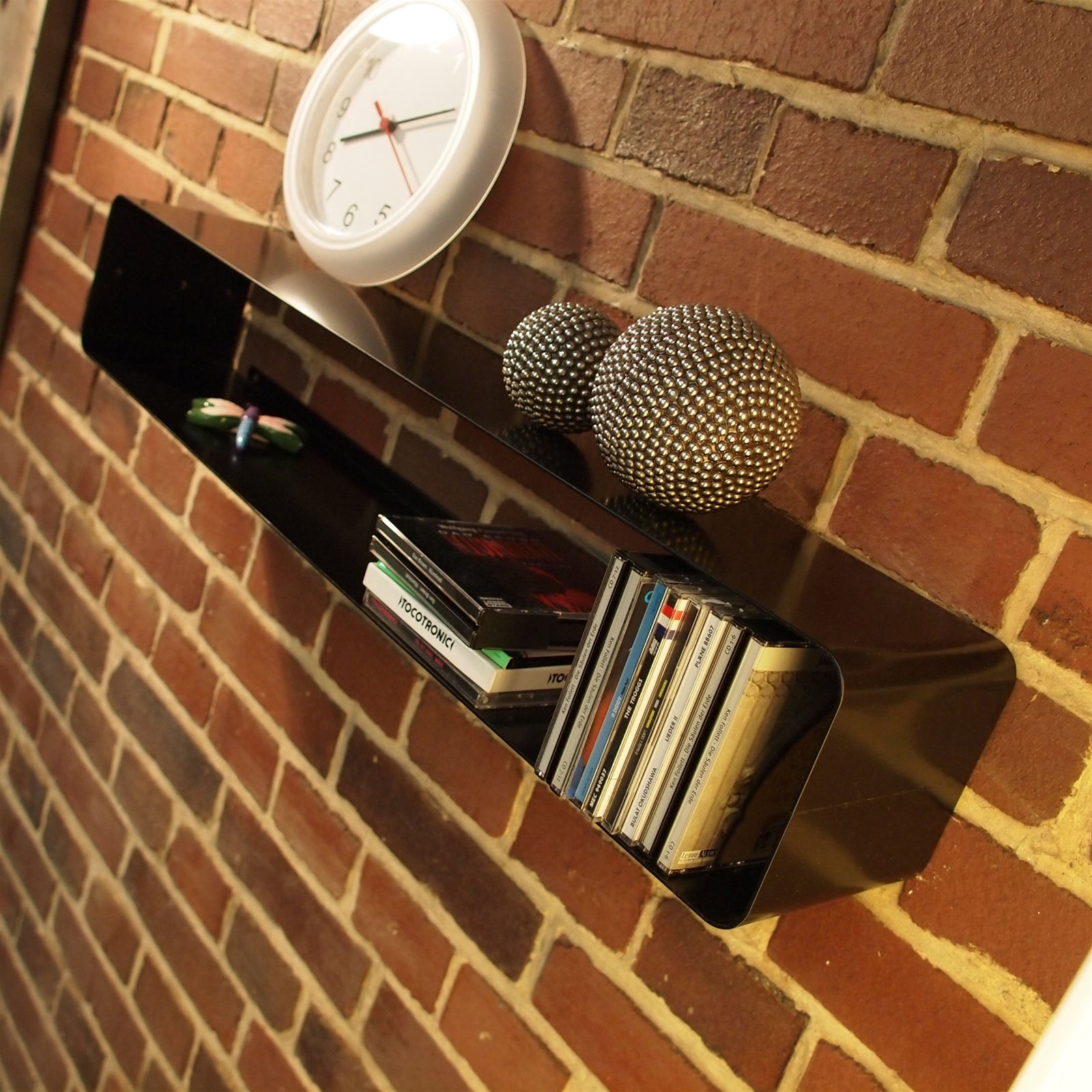 RETRO DESIGN CD REGAL "CUBE" | 120cm, Metall, Wandregal für 100CDs