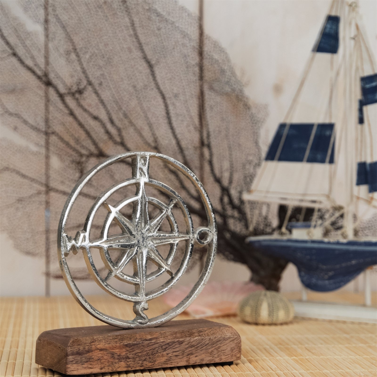 AUFSTELLER "MARITIM" | Mangoholz, Metall, 15 cm | Metallskulptur