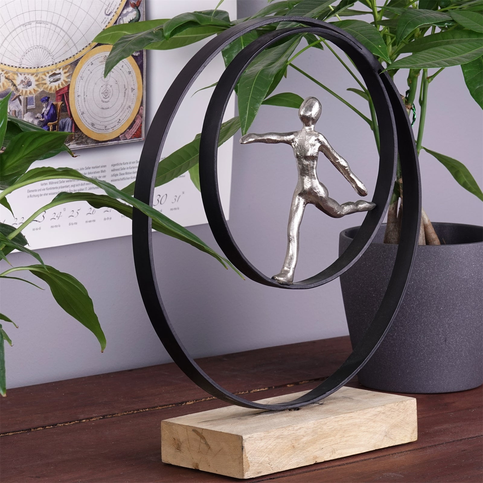 SKULPTUR "MOVE" | Metall, Mangoholz | Deko Aufsteller laufende Person