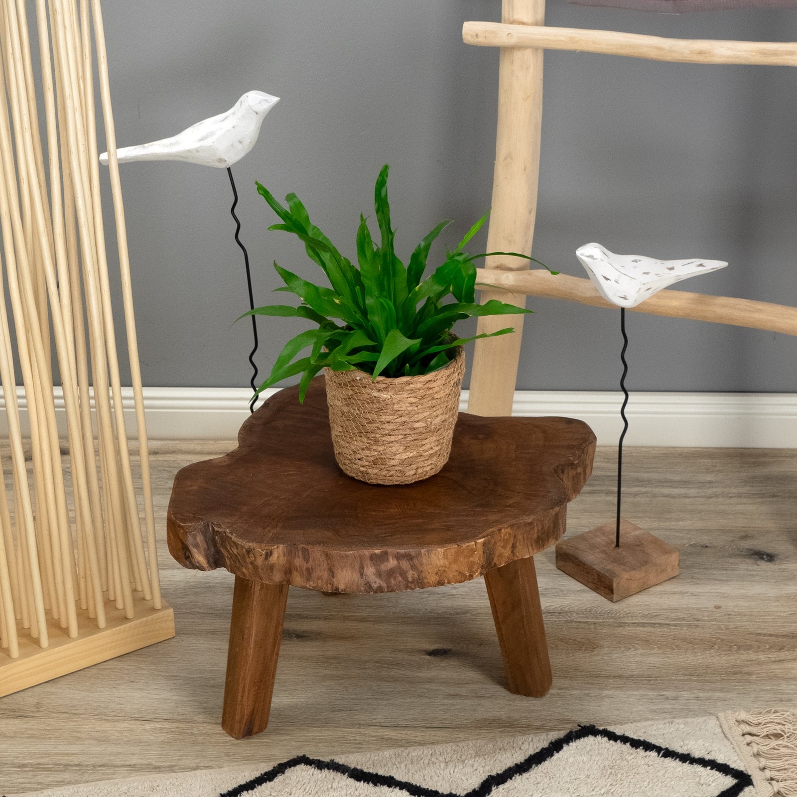 BLUMEN HOCKER