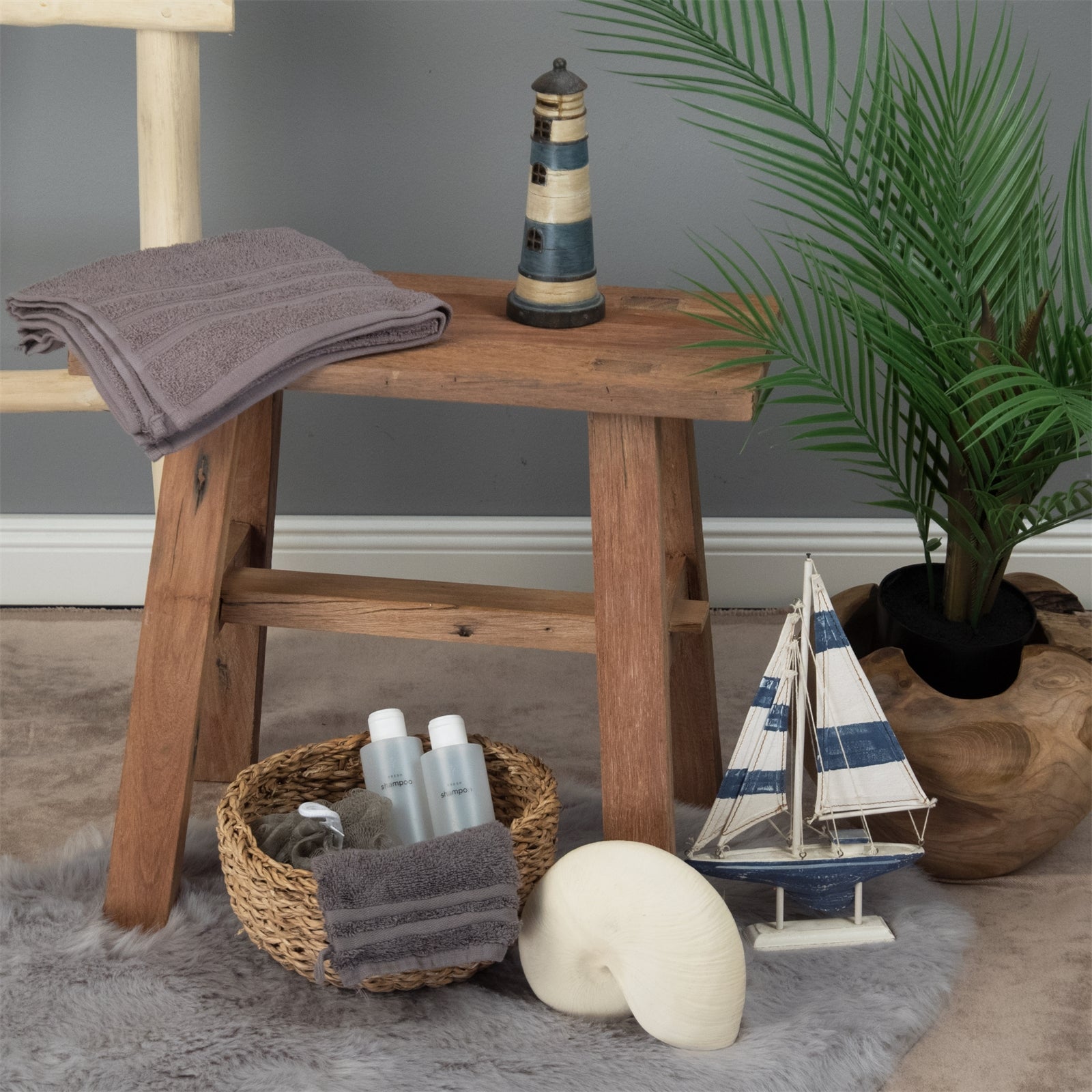 HOLZ HOCKER "RECTA 45" | 50x45 cm, Recyclingholz | Pflanzenhocker