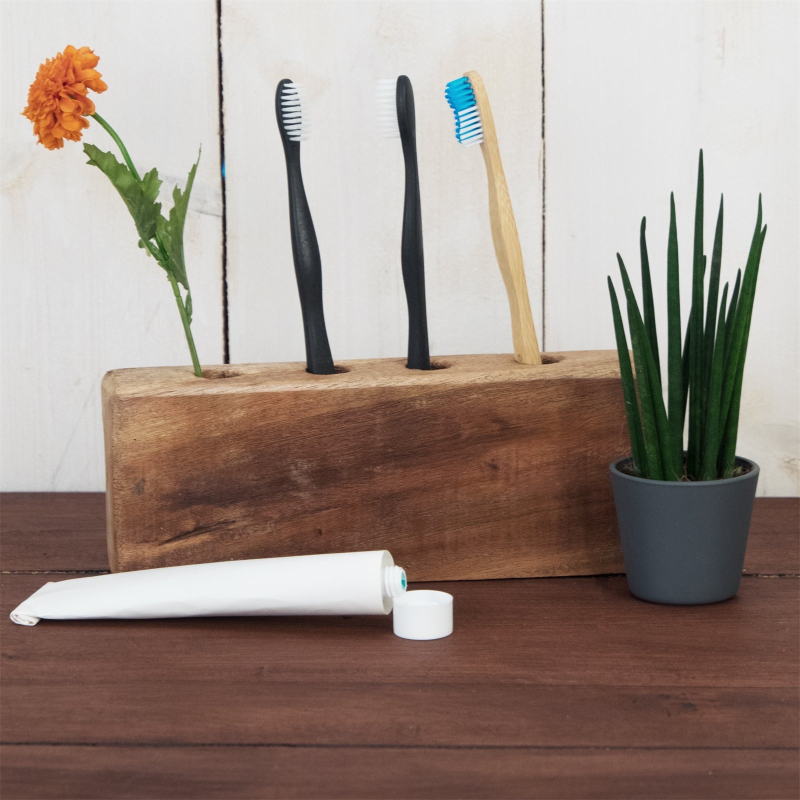 ZAHNBÜRSTENHALTER "FAMILIA" | Teakholz, 4 Fächer | Bad Organizer